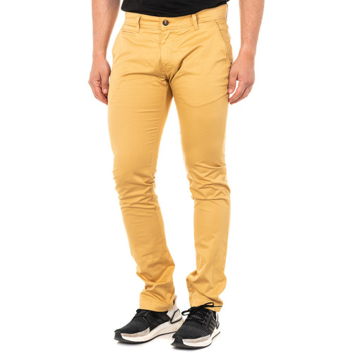 Odjeća Muškarci
 Chino hlače i hlače mrkva kroja La Martina LMT014-04048 žuta