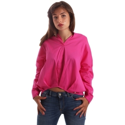 Odjeća Žene
 Košulje i bluze Byblos Blu 2WR0004 TE0014 Ružičasta