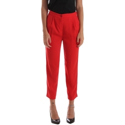 Odjeća Žene
 Chino hlače i hlače mrkva kroja Byblos Blu 2WP0002 TE0012 Red