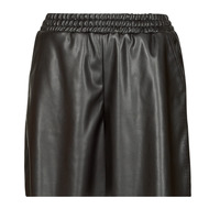 Odjeća Žene
 Bermude i kratke hlače Karl Lagerfeld PERFORATED FAUX LEATHER SHORTS Crna