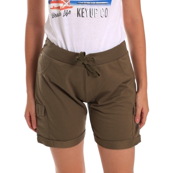 Odjeća Žene
 Bermude i kratke hlače Key Up 5G75F 0001 Zelena