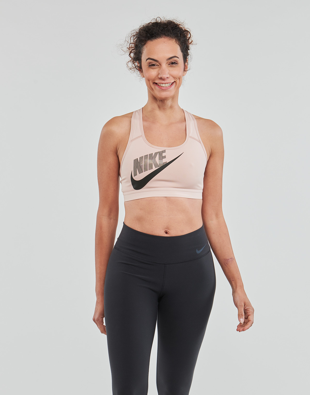Odjeća Žene
 Sportski grudnjaci Nike DF NONPDED BRA DNC Ružičasta
