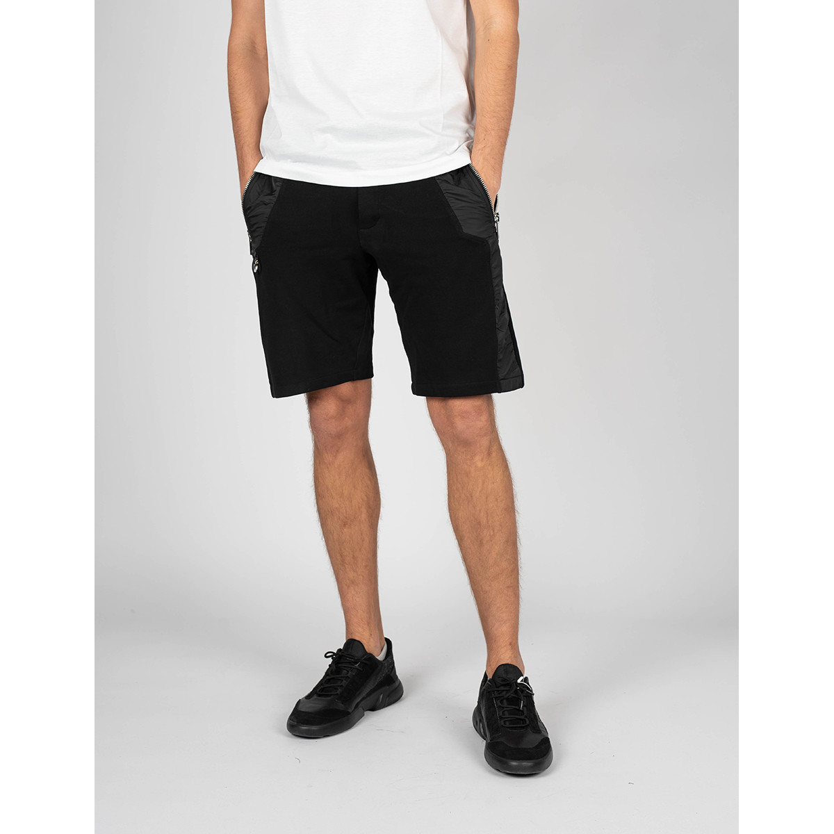 Odjeća Muškarci
 Bermude i kratke hlače Les Hommes LKJ501 756A | Short Sweatpants in Mercerized Cotton Crna