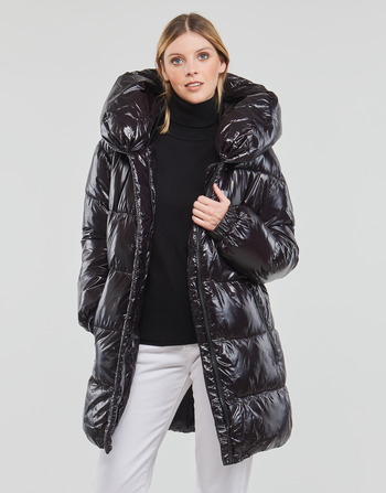 MICHAEL Michael Kors HORIZONTAL QUILTED DOWN COAT WITH  ATTACHED HOOD Crna