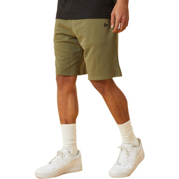 Odjeća Muškarci
 Bermude i kratke hlače New-Era Essentials Zelena