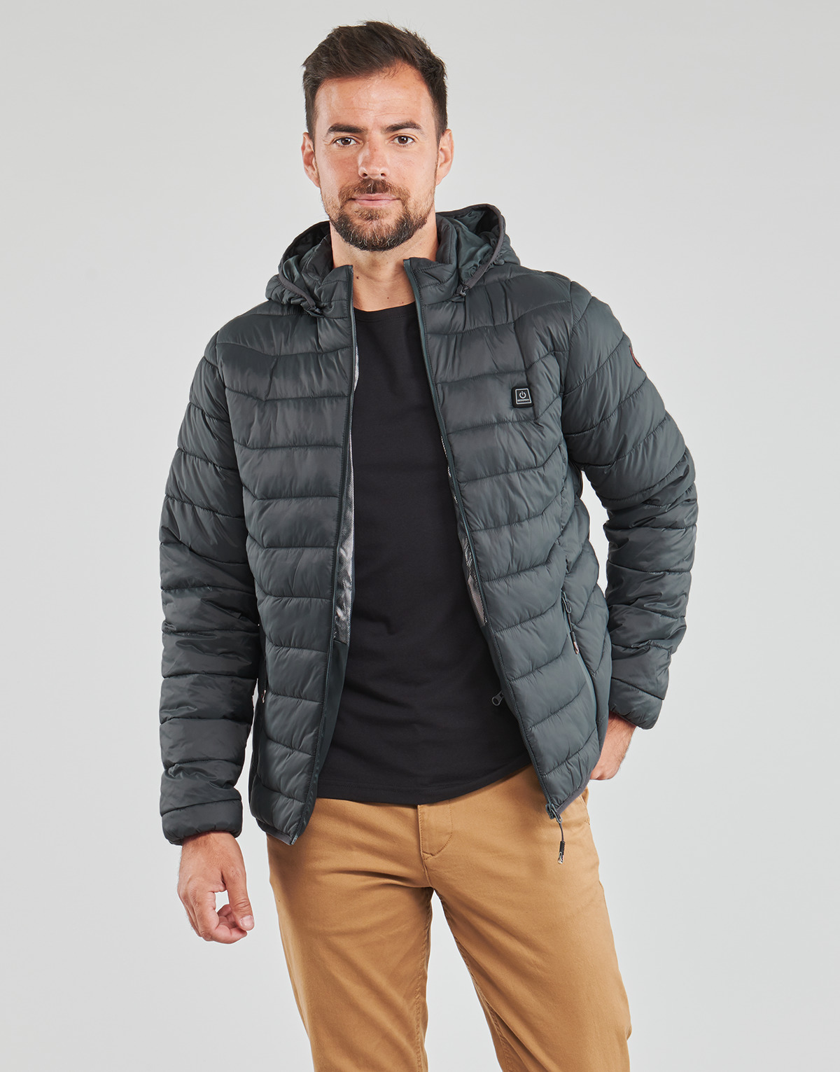 Odjeća Muškarci
 Pernate jakne Geographical Norway DARMUP Siva / Zagasita