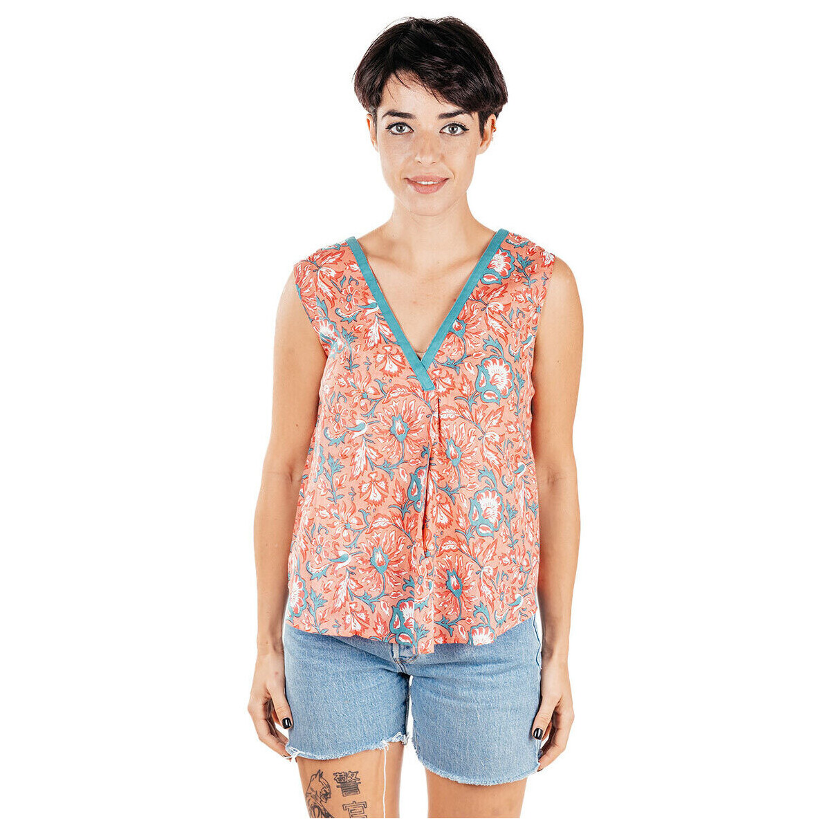 Odjeća Žene
 Topovi i bluze Isla Bonita By Sigris Vrh Ružičasta