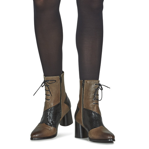 Casta SPIDER Taupe