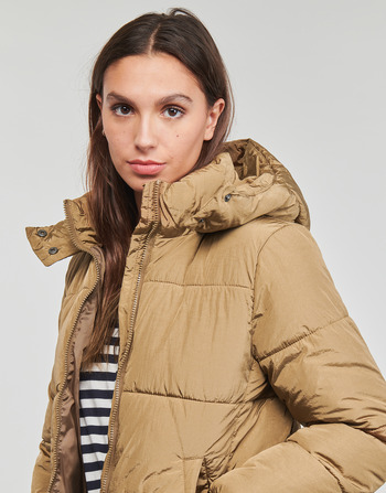 Only ONLCALLIE FITTED PUFFER JACKET CC OTW Bež