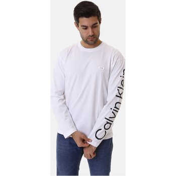 Odjeća Muškarci
 Majice dugih rukava Calvin Klein Jeans K10K112770 Bijela