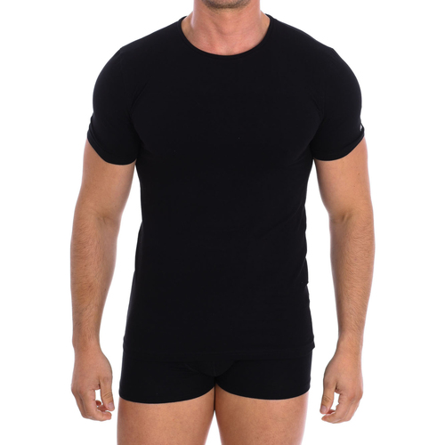 Odjeća Muškarci
 Majice kratkih rukava Fila FU5231-200 Crna