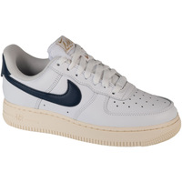 Obuća Žene
 Niske tenisice Nike W Air Force 1 07 EasyOn Bijela