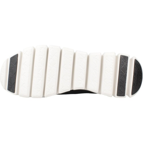 Skechers SLIP-INS 233010S SUMMITS Crna