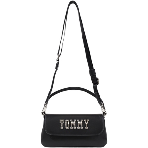 Tommy Hilfiger TJW EVERYWHERE FLAP CROSSOVER AW0AW17391 Crna