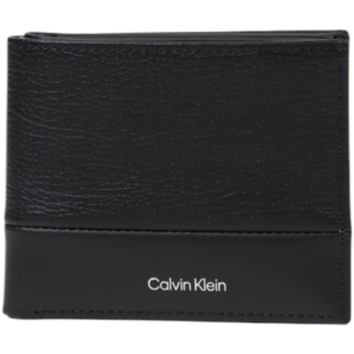 Torbe Muškarci
 Novčanici Calvin Klein Jeans SUBTLE MIX BIFOLD 5CC W/COIN K50K512858 Crna