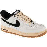 Obuća Žene
 Niske tenisice Nike Wmns Air Force 1 07 Bijela