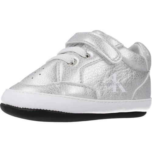 Obuća Dječak
 Modne tenisice Calvin Klein Jeans V0A480228 Srebrna